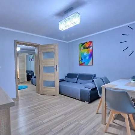 Na Wzgorzu アパート ムシナ