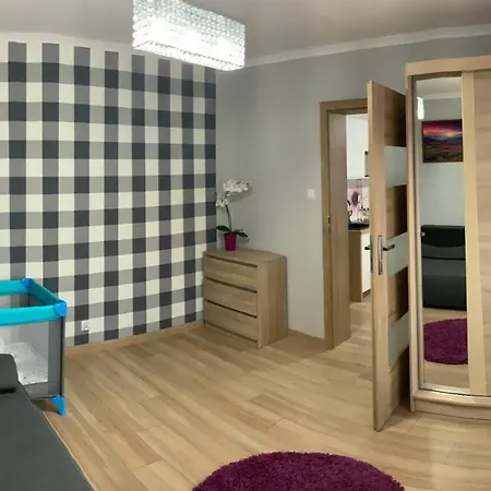 Na Wzgorzu アパート ムシナ