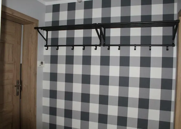 Na Wzgorzu * מוז'ינה